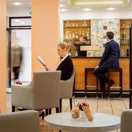 Messehotel Koeln-Deutz Bagian luar foto
