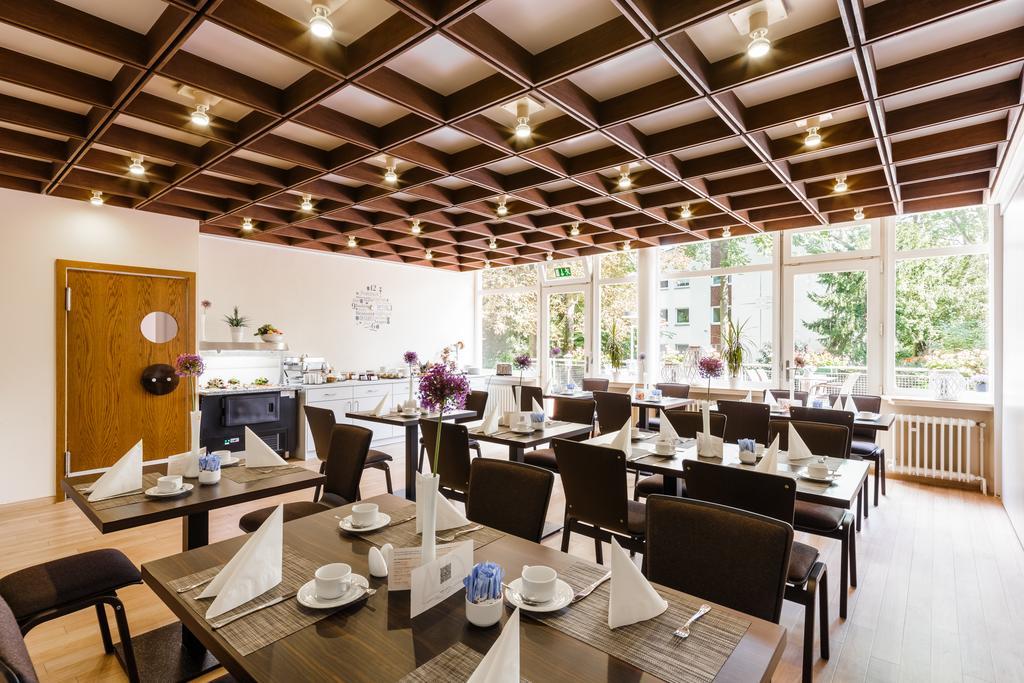 Messehotel Koeln-Deutz Bagian luar foto