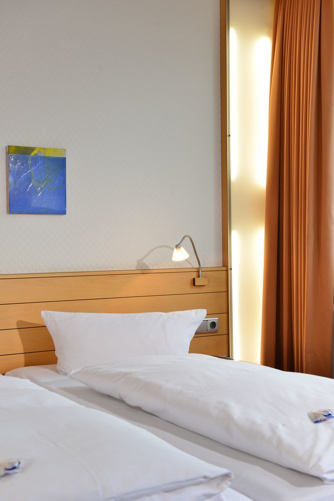 Messehotel Koeln-Deutz Bagian luar foto