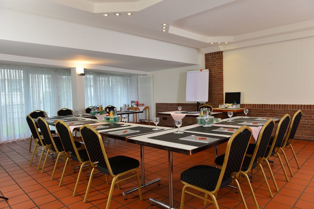 Messehotel Koeln-Deutz Bagian luar foto